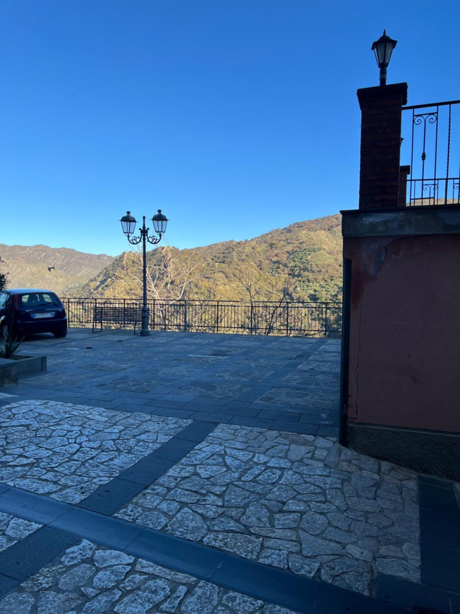 Casa Belvedere Motta Camastra Gole Alcantara Exterior foto