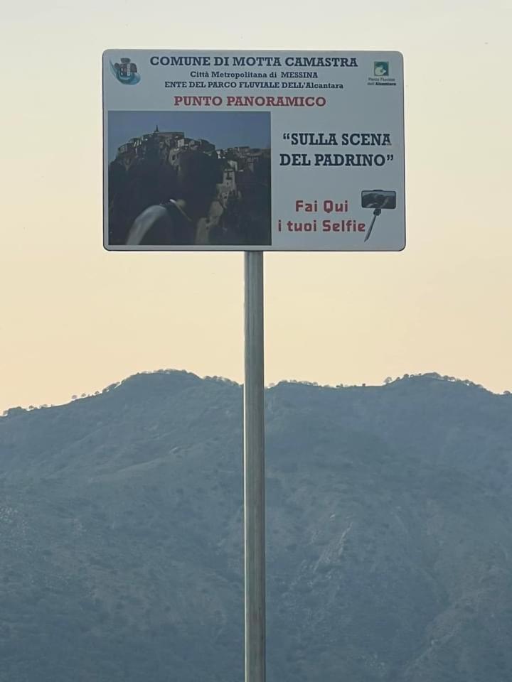 Casa Belvedere Motta Camastra Gole Alcantara Exterior foto